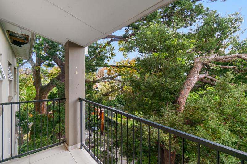 3 Bedroom Property for Sale in Kenilworth Western Cape